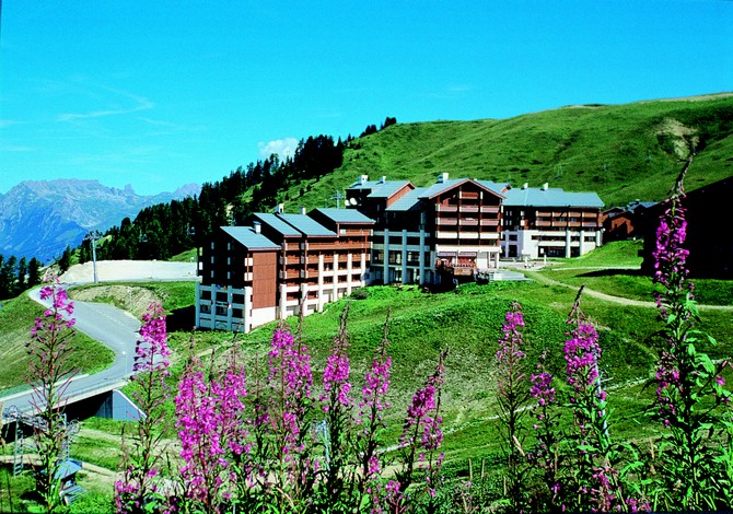 Résidence Odalys Le Cervin 3* - Plagne - Soleil